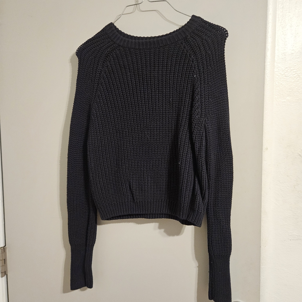 American Apparel Black Crew Neck Sweater